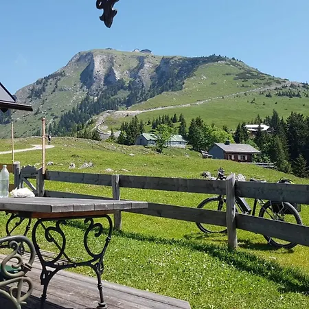 Am Wolfgangsee Apartament Strobl